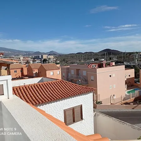 Bright With Private Entrance And Balcony Appartement Costa Del Silencio
